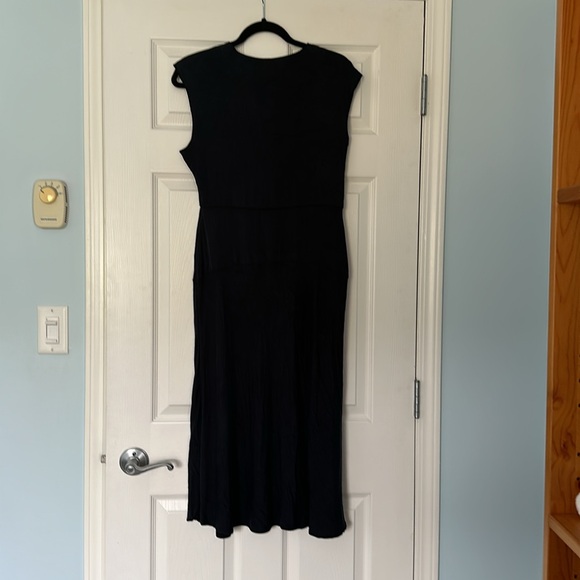 Save The Date Dress SZ Med - Picture 15 of 15